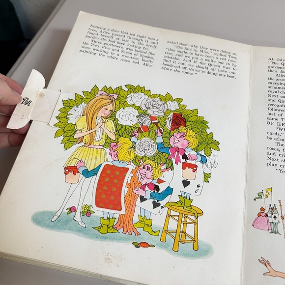 Rare vintage Alice in Wonderland: A Pop-Up Classic Hardcover book 1st edition - Picture 11 of 16
